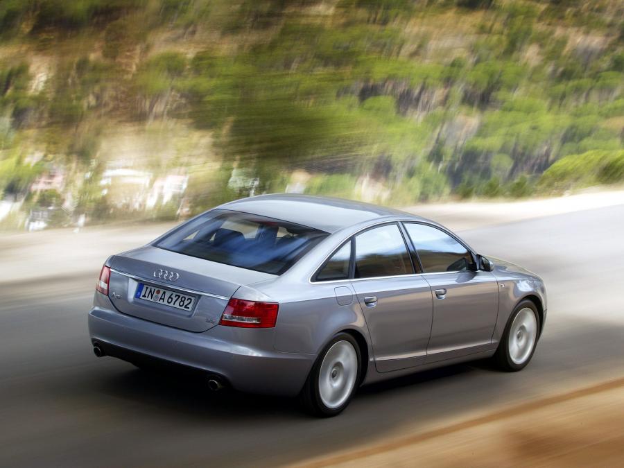  Audi A6 3.2 Sedan (4F, C6) 2005 года  (фото 11 из 16)
